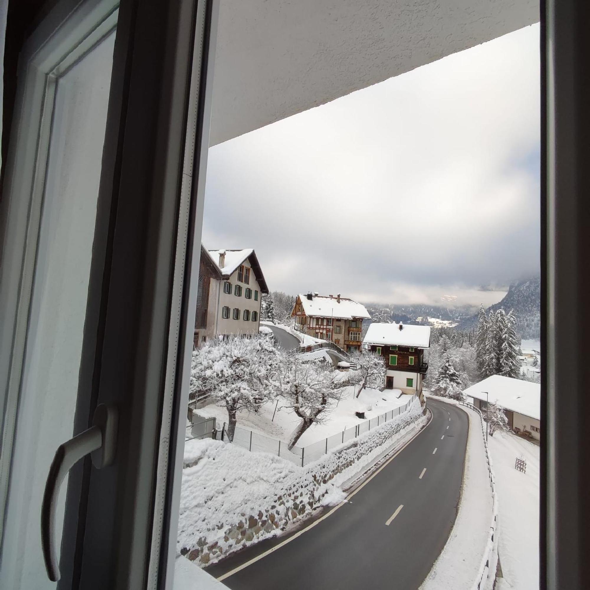 Apartmán Haus Albula Alvaneu Exteriér fotografie